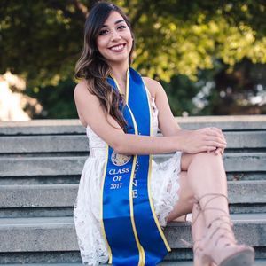 Meet your Posher, Crystal